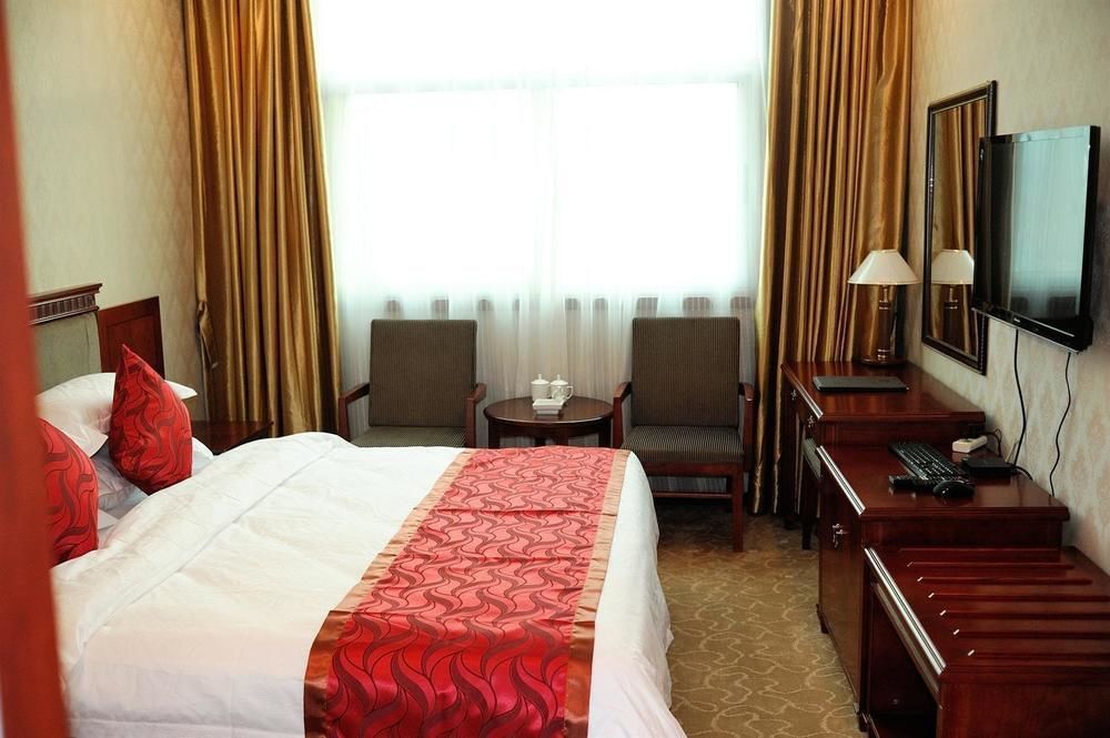 Huatian Grand Hotel Dengfeng Exterior photo