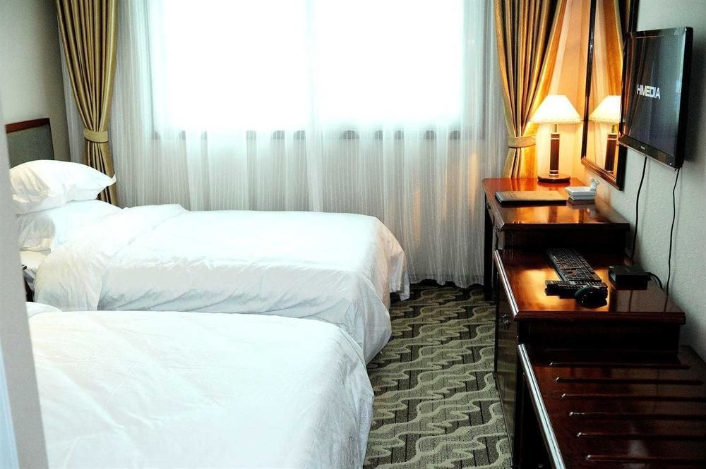 Huatian Grand Hotel Dengfeng Exterior photo