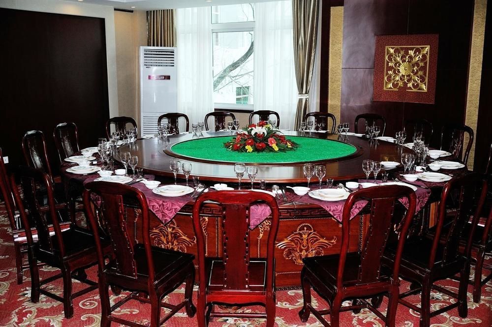 Huatian Grand Hotel Dengfeng Exterior photo